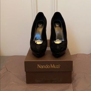 Nando Muzi black suede pumps